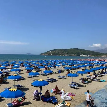 Ponza A3 Feriehus Castelforte