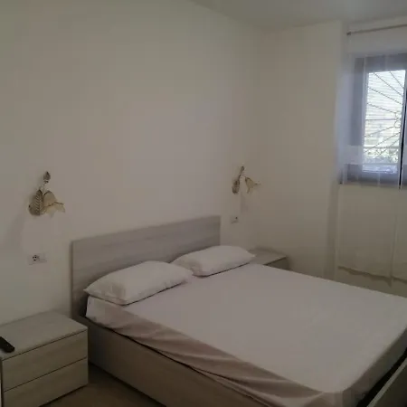 Ponza A3 Feriehus Castelforte